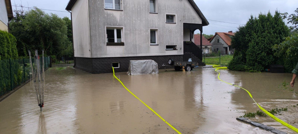Dramatyczna noc w regionie! Powodzie, podtopienia