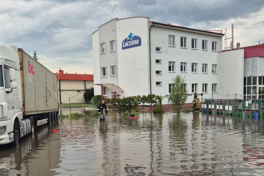 Podtopienia, zalania w Morągu po ulewach i burzach