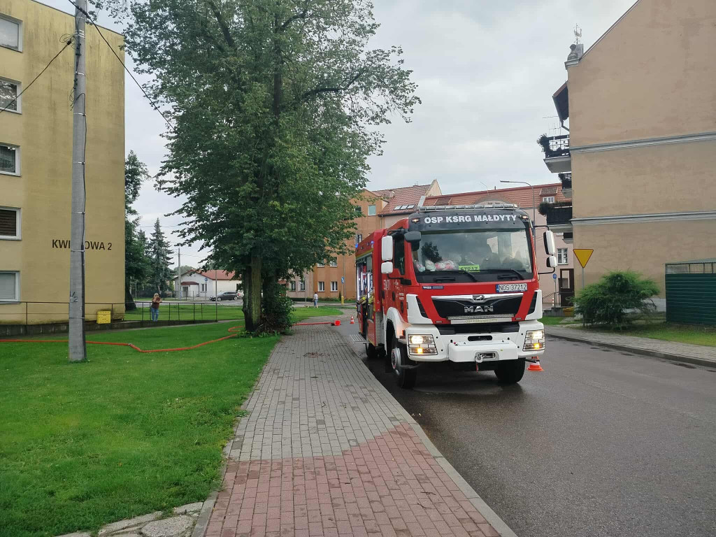 Podtopienia, zalania w Morągu po ulewach i burzach