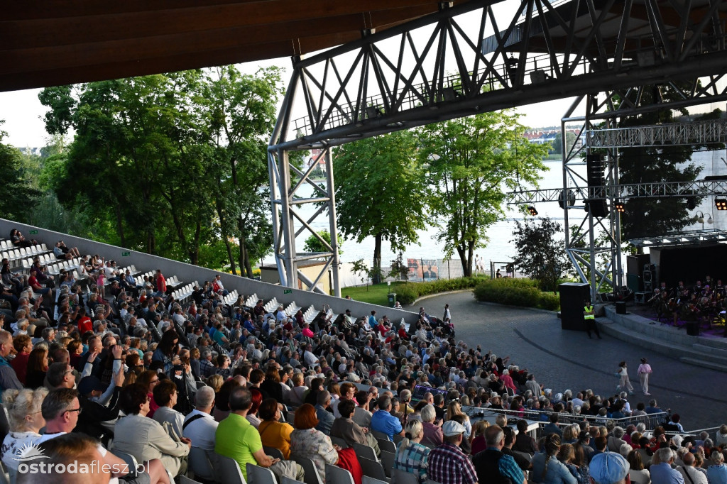 Koncert Zespołu Artystycznego Wojska Polskiego
