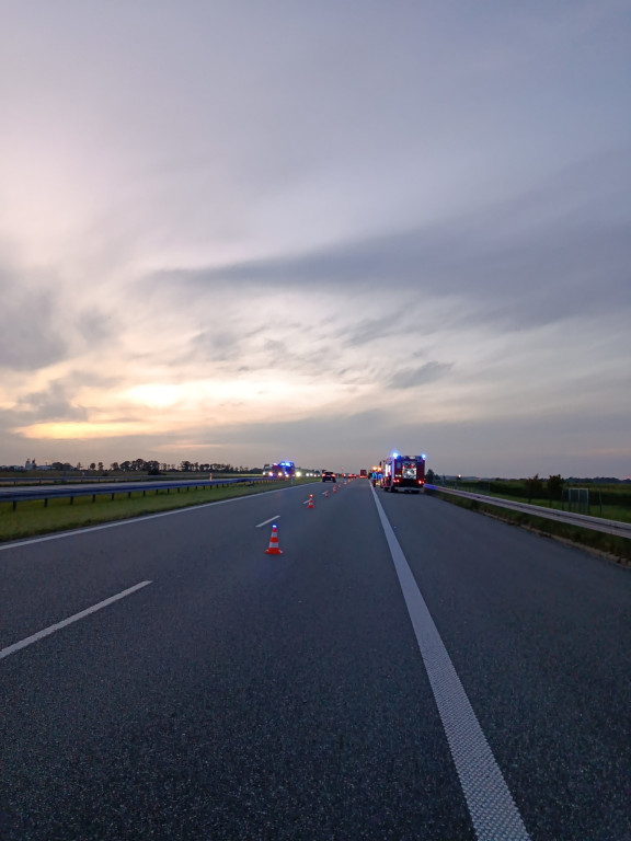 Osobówka najechała na tył citroena jumpera na S7