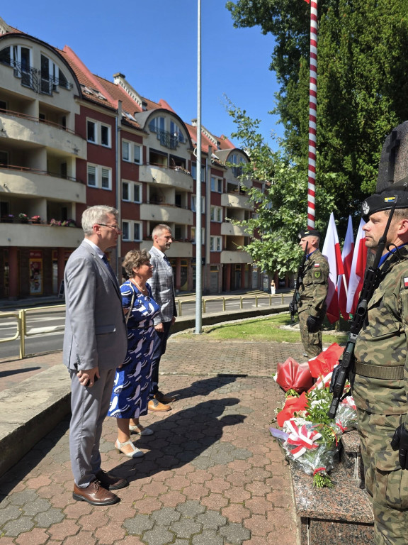 Ostróda oddała hołd żołnierzom!