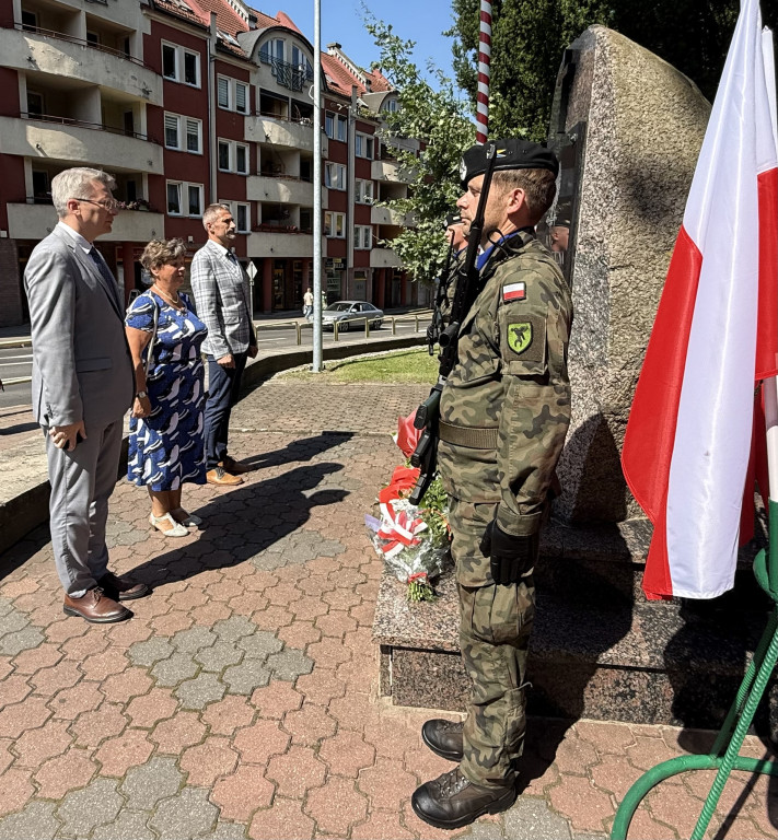 Ostróda oddała hołd żołnierzom!