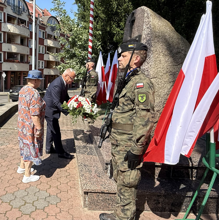 Ostróda oddała hołd żołnierzom!