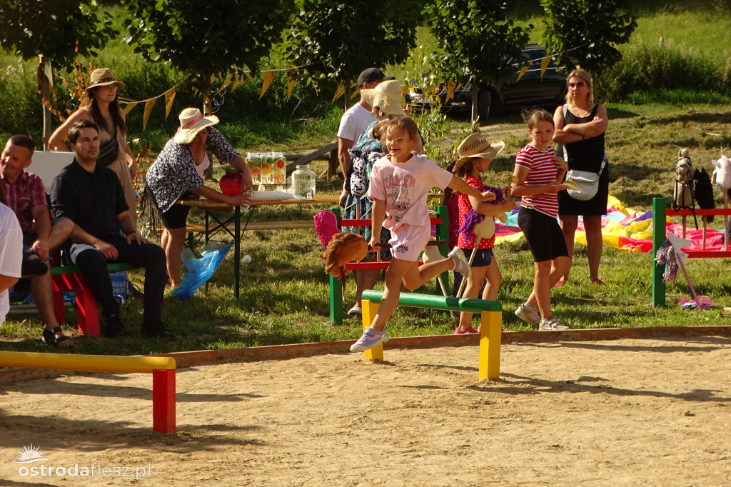 Parkour dla hobby horse w Lichtajnach otwarty!