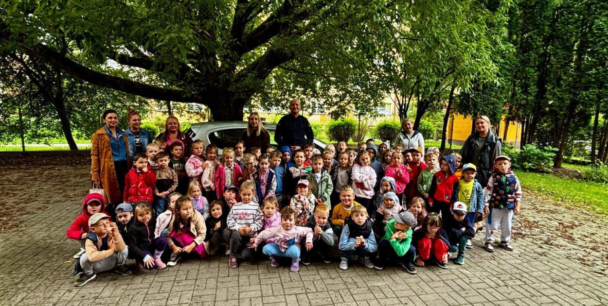 Policjanci w szkołach w Stębarku i Zwierzewie