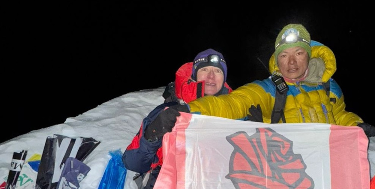 Nauczycielka ekonomika zdobyła Manaslu w Himalajach