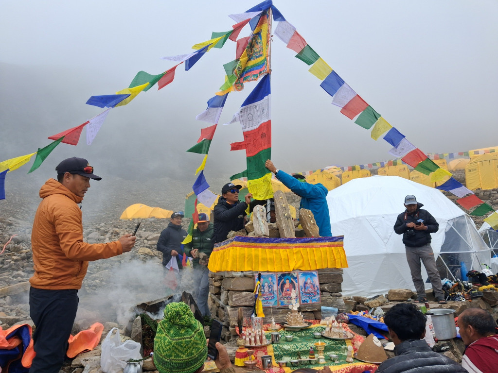 Nauczycielka ekonomika zdobyła Manaslu w Himalajach