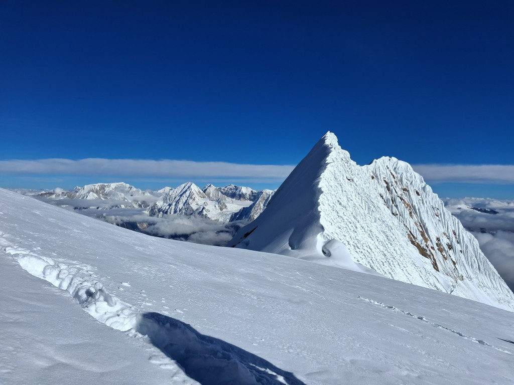 Nauczycielka ekonomika zdobyła Manaslu w Himalajach