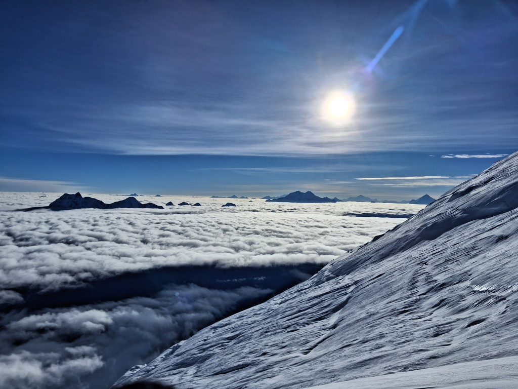 Nauczycielka ekonomika zdobyła Manaslu w Himalajach