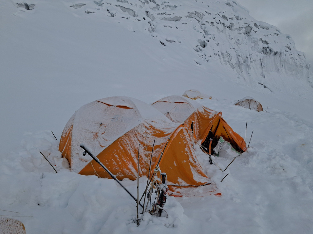 Nauczycielka ekonomika zdobyła Manaslu w Himalajach