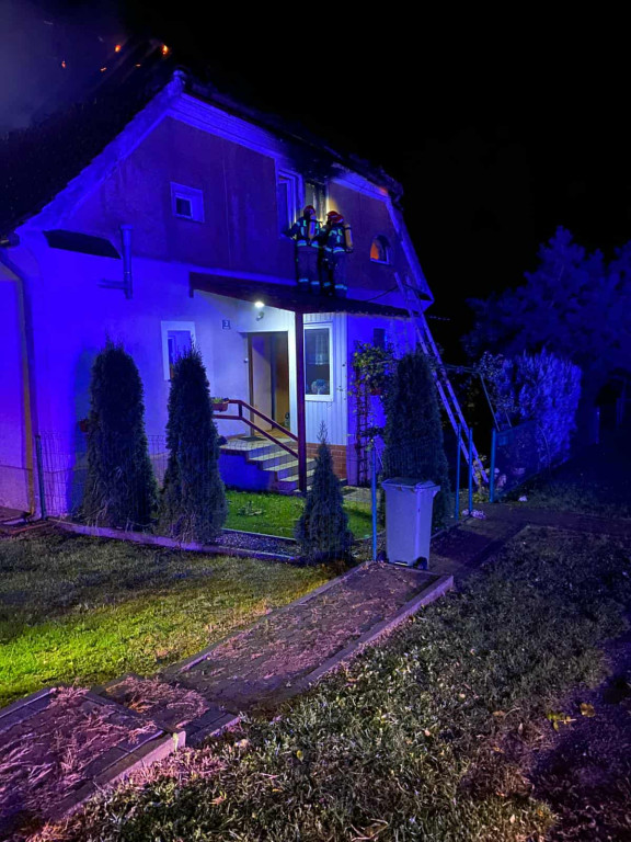 Tragiczny pożar domu w regionie! Nie żyją 2 osoby