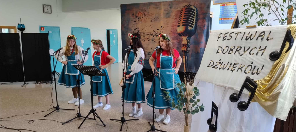 Festiwal Dobrych Dźwięków w Szkole Podstawowej w Durągu