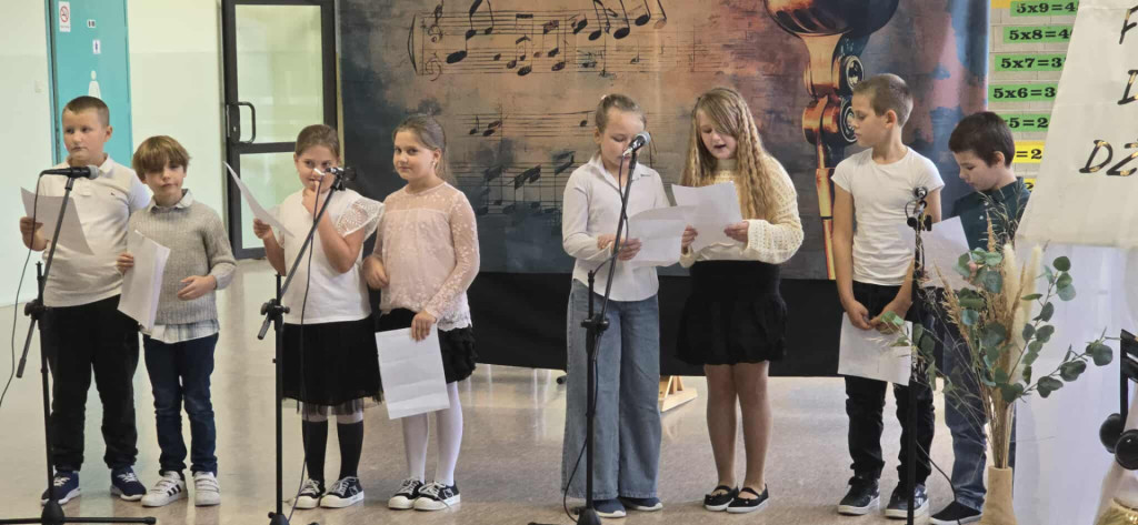 Festiwal Dobrych Dźwięków w Szkole Podstawowej w Durągu