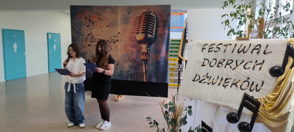 Festiwal Dobrych Dźwięków w Szkole Podstawowej w Durągu