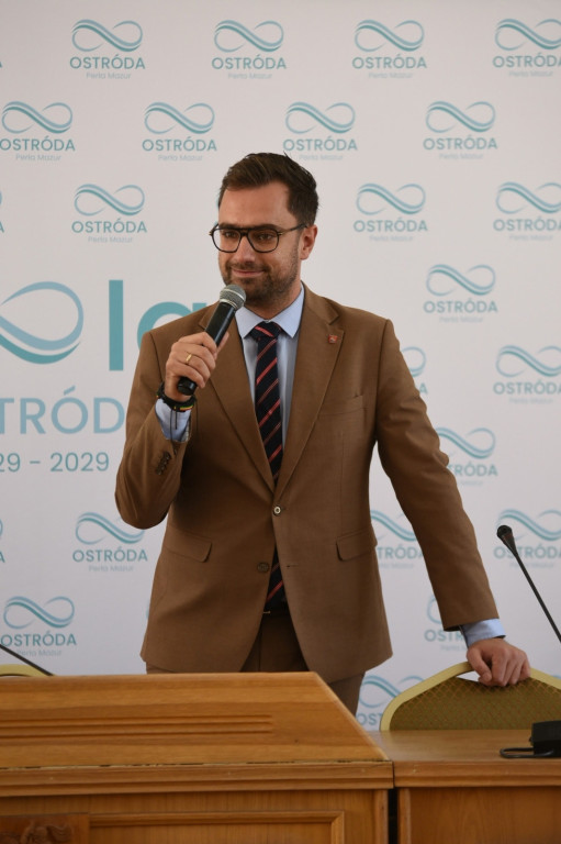 16 nauczycielek nagrodzonych przez Burmistrza Ostródy