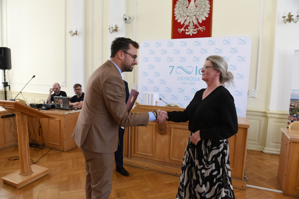 16 nauczycielek nagrodzonych przez Burmistrza Ostródy