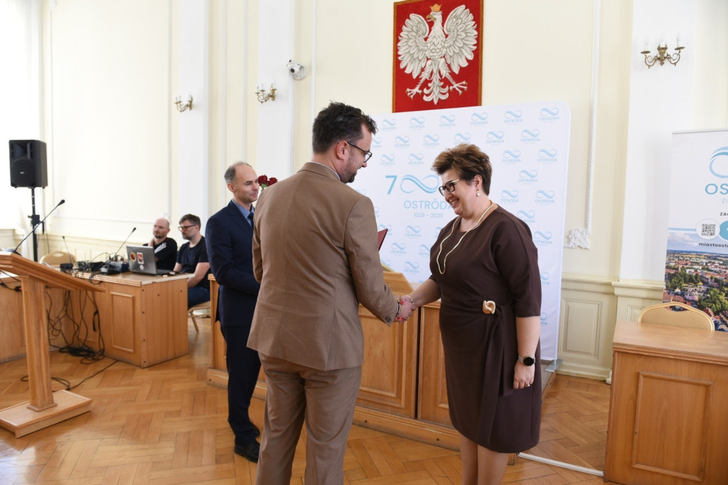 16 nauczycielek nagrodzonych przez Burmistrza Ostródy