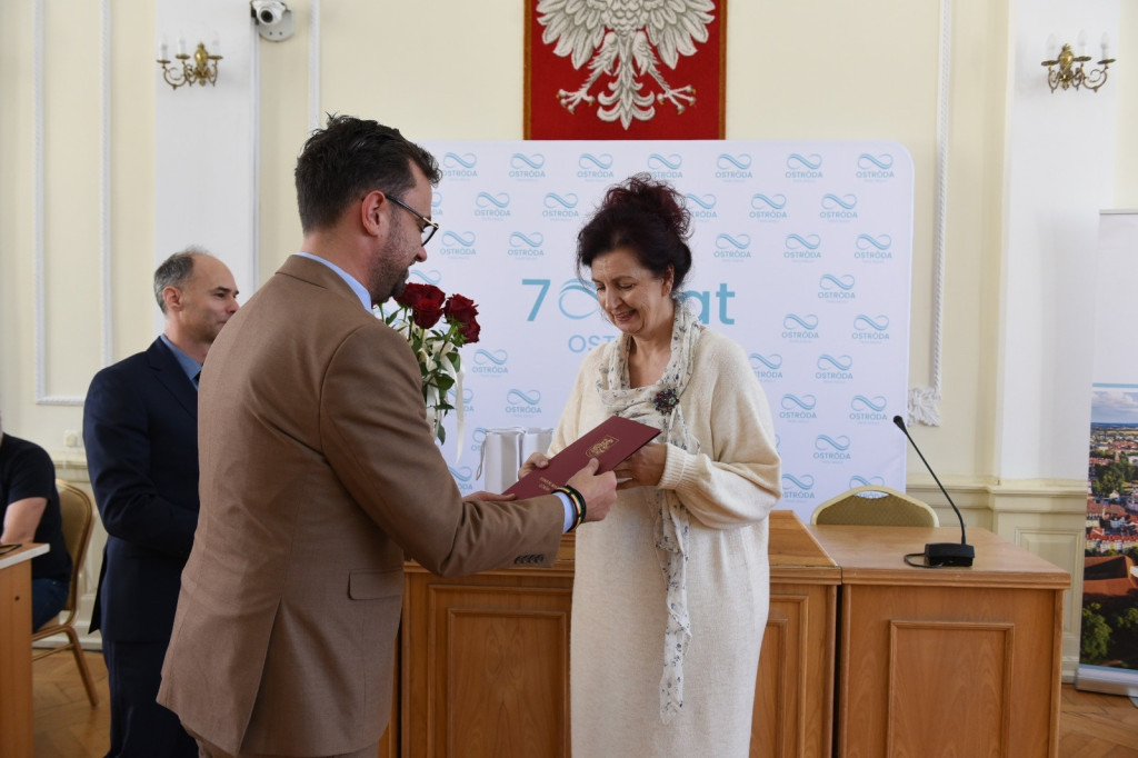 16 nauczycielek nagrodzonych przez Burmistrza Ostródy