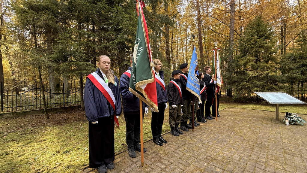 Pamiętali o pomordowanych w Zawadach Małych