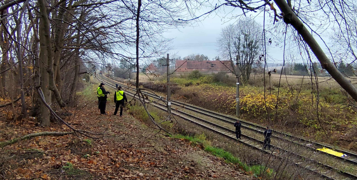 Tragedia na torach pod Ostródą! Zginęła kobieta!