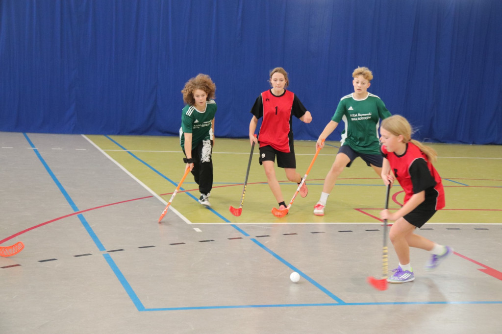 Uczniowie z Pietrzwałdu najlepiej grają w unihokeja