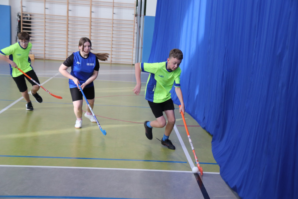 Uczniowie z Pietrzwałdu najlepiej grają w unihokeja