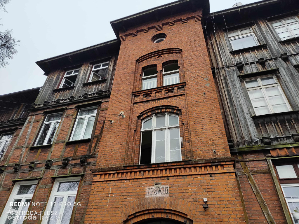 Pożar na ul. Garnizonowej w Ostródzie. Ewakuowano mieszkańców