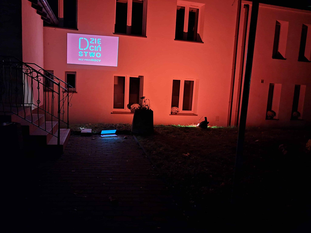 Czerwone budynki MOPS Ostróda