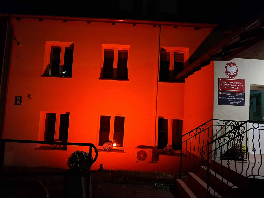 Czerwone budynki MOPS Ostróda