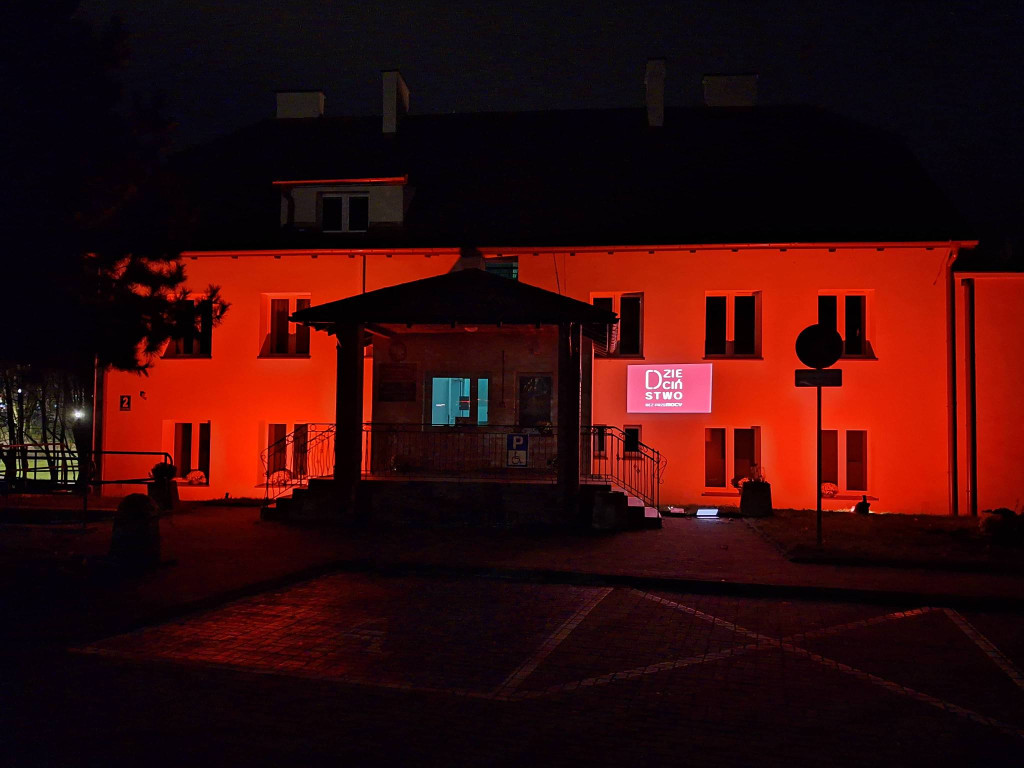 Czerwone budynki MOPS Ostróda