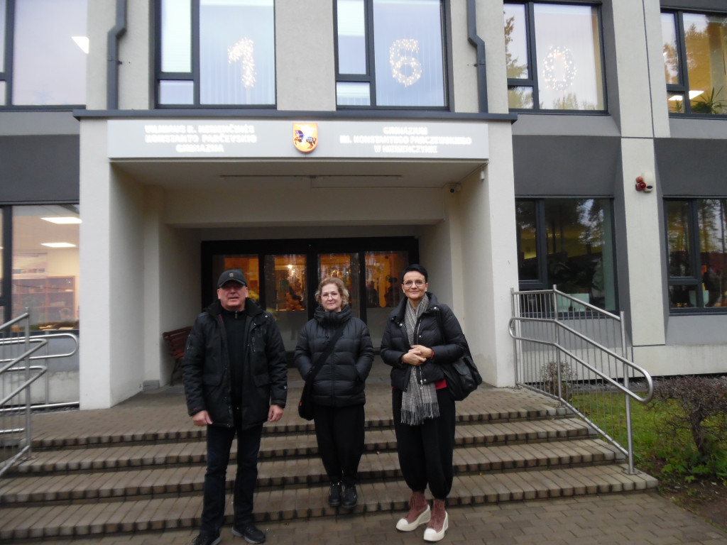 Nauczyciele z ekonomika z wizytą u litewskich przyjaciół