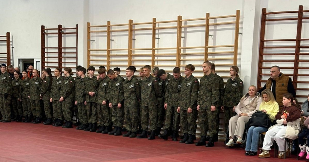 Pierwszoklasiści z ekonomika uroczyście ślubowali