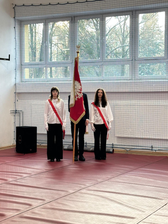 Pierwszoklasiści z ekonomika uroczyście ślubowali