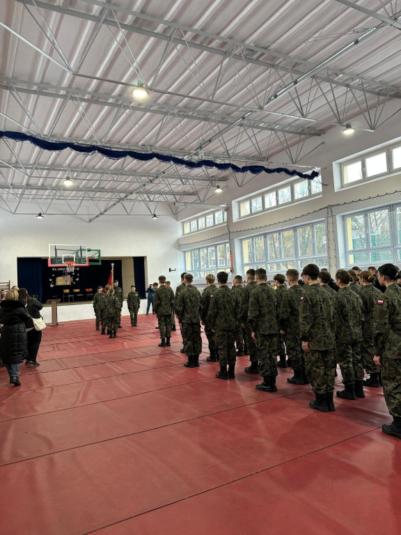 Pierwszoklasiści z ekonomika uroczyście ślubowali