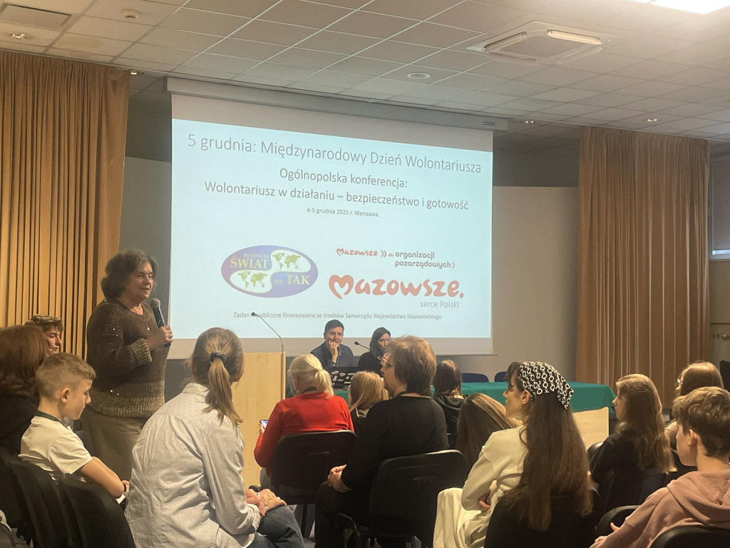 Gm. Ostróda:Uczennice z SP w Durągu na konferencji