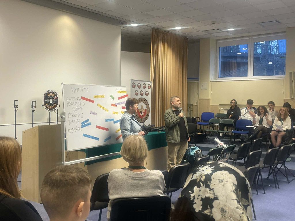 Gm. Ostróda:Uczennice z SP w Durągu na konferencji