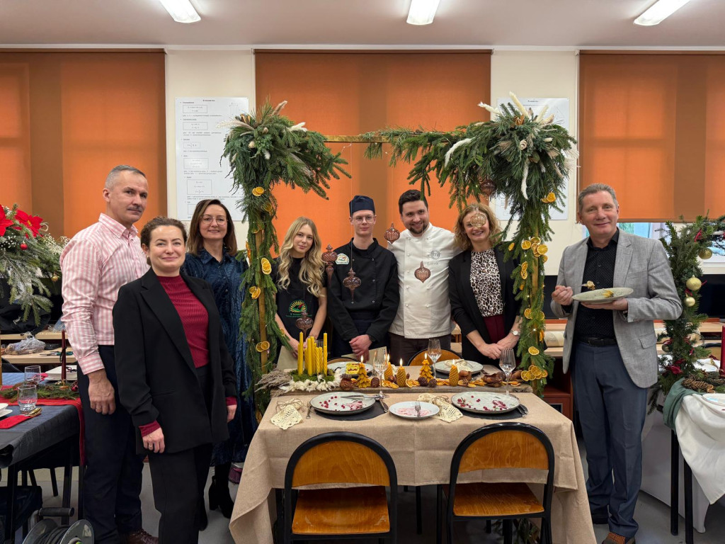 Konkurs na Najpiękniejszy Stół Bożonarodzeniowy