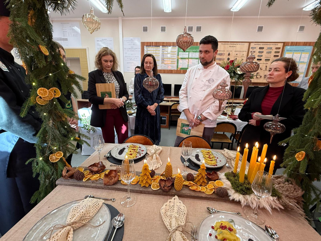Konkurs na Najpiękniejszy Stół Bożonarodzeniowy