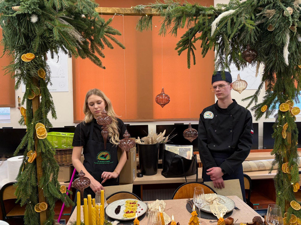 Konkurs na Najpiękniejszy Stół Bożonarodzeniowy