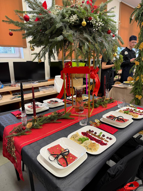 Konkurs na Najpiękniejszy Stół Bożonarodzeniowy