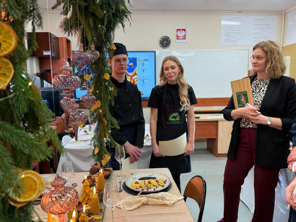 Konkurs na Najpiękniejszy Stół Bożonarodzeniowy