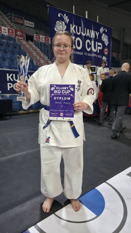 12 medali ostródzkich karateków we Włocławku