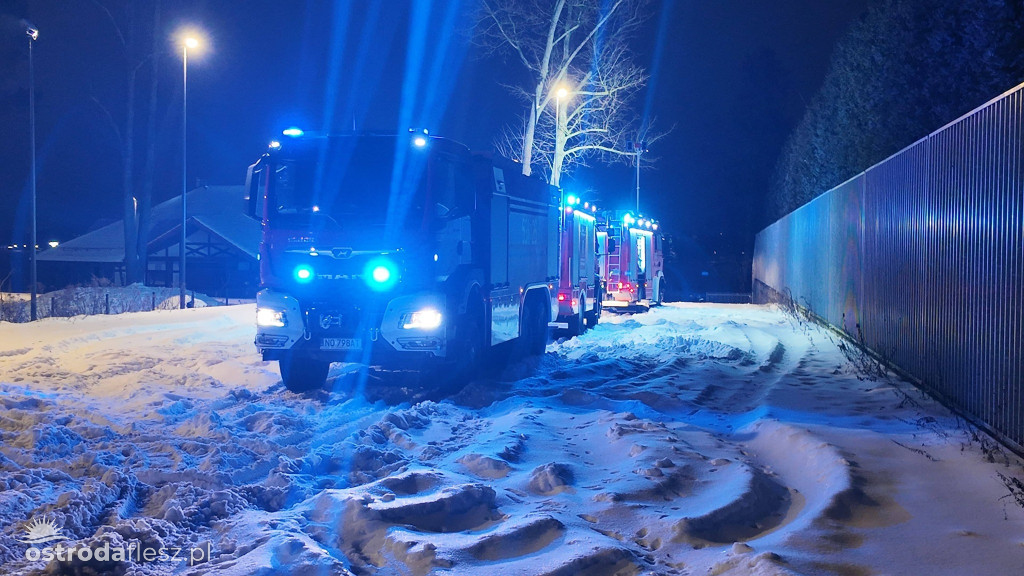 Pożar budynku przy plaży miejskiej w Ostródzie