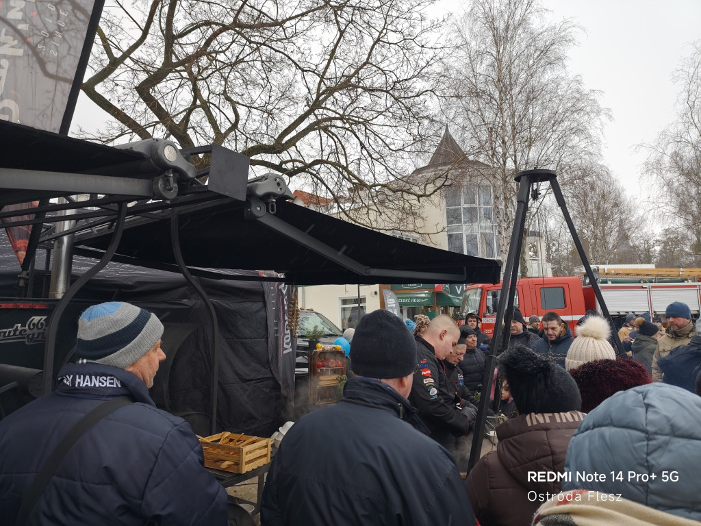 Ostróda: Zimolo na molo rozgrzało Ostródzian