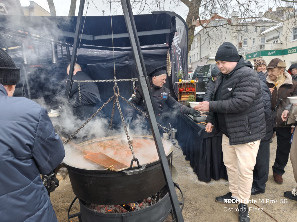 Ostróda: Zimolo na molo rozgrzało Ostródzian