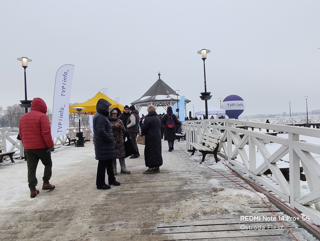 Ostróda: Zimolo na molo rozgrzało Ostródzian
