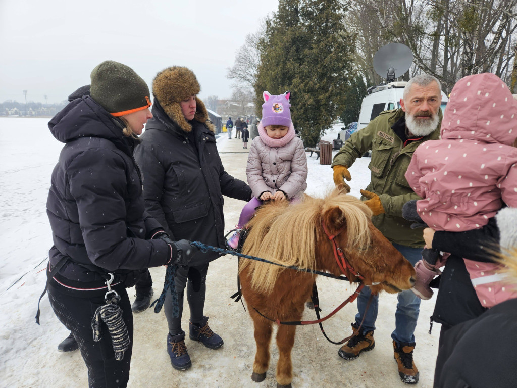 Ostróda: Zimolo na molo rozgrzało Ostródzian