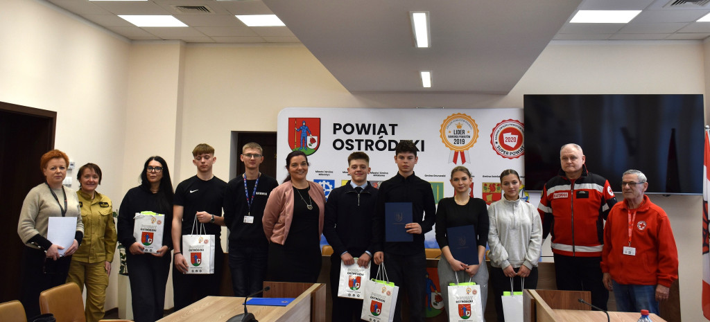 Ostróda: Uczniowie z Bażyniaka najlepsi w powiecie