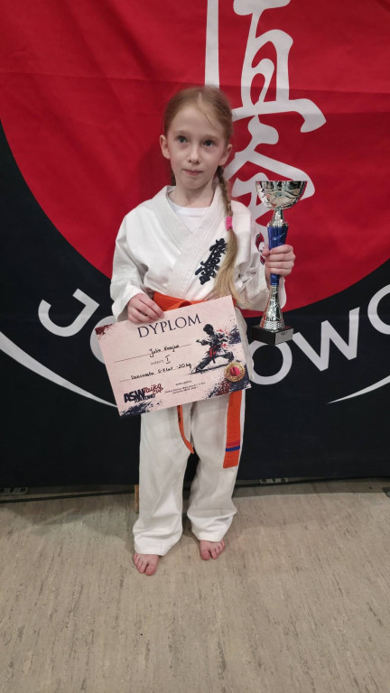 34 medale karateków z Ostródy w Jonkowie